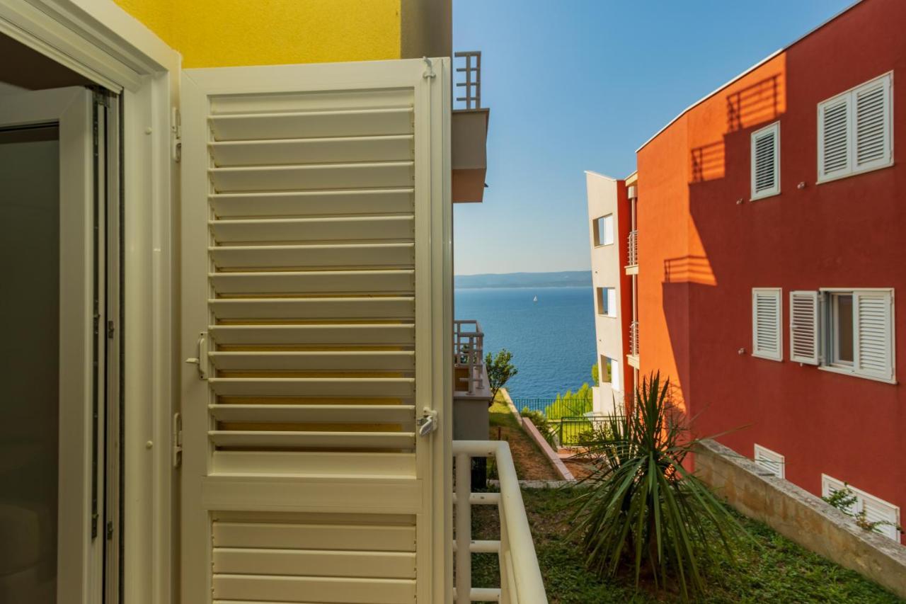 Luxury Apartments Villa Ruzmarina With New Heated Infinity Pool And Lounge Area Marusici  Extérieur photo