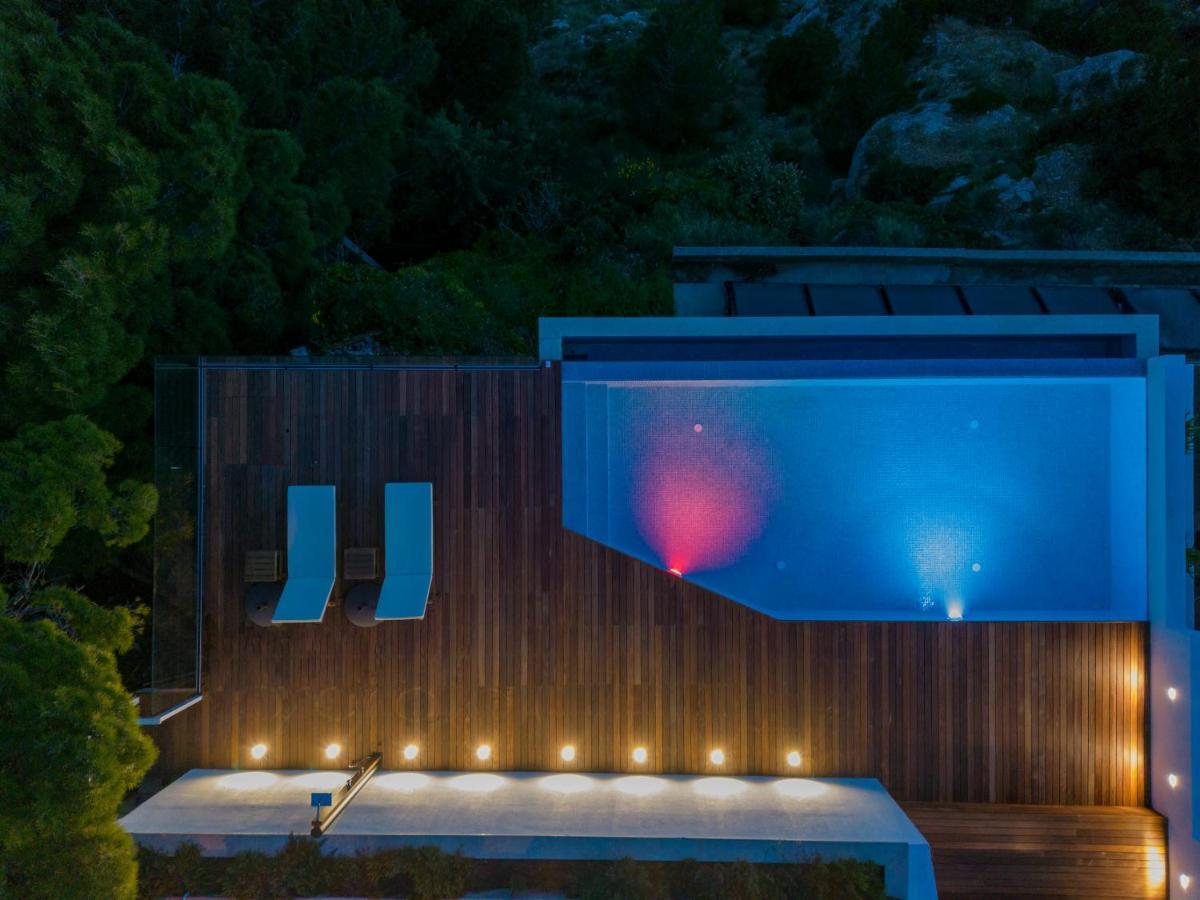 Luxury Apartments Villa Ruzmarina With New Heated Infinity Pool And Lounge Area Marusici  Extérieur photo