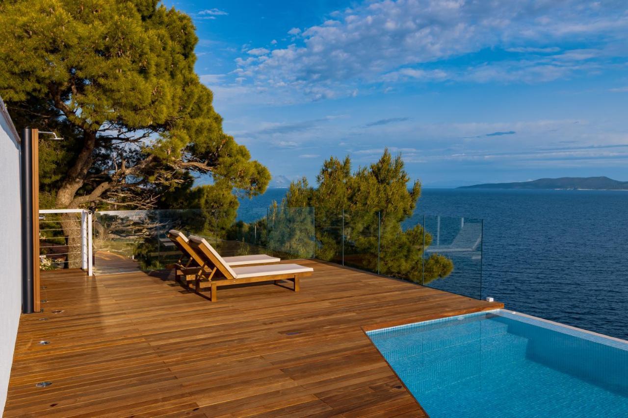 Luxury Apartments Villa Ruzmarina With New Heated Infinity Pool And Lounge Area Marusici  Extérieur photo