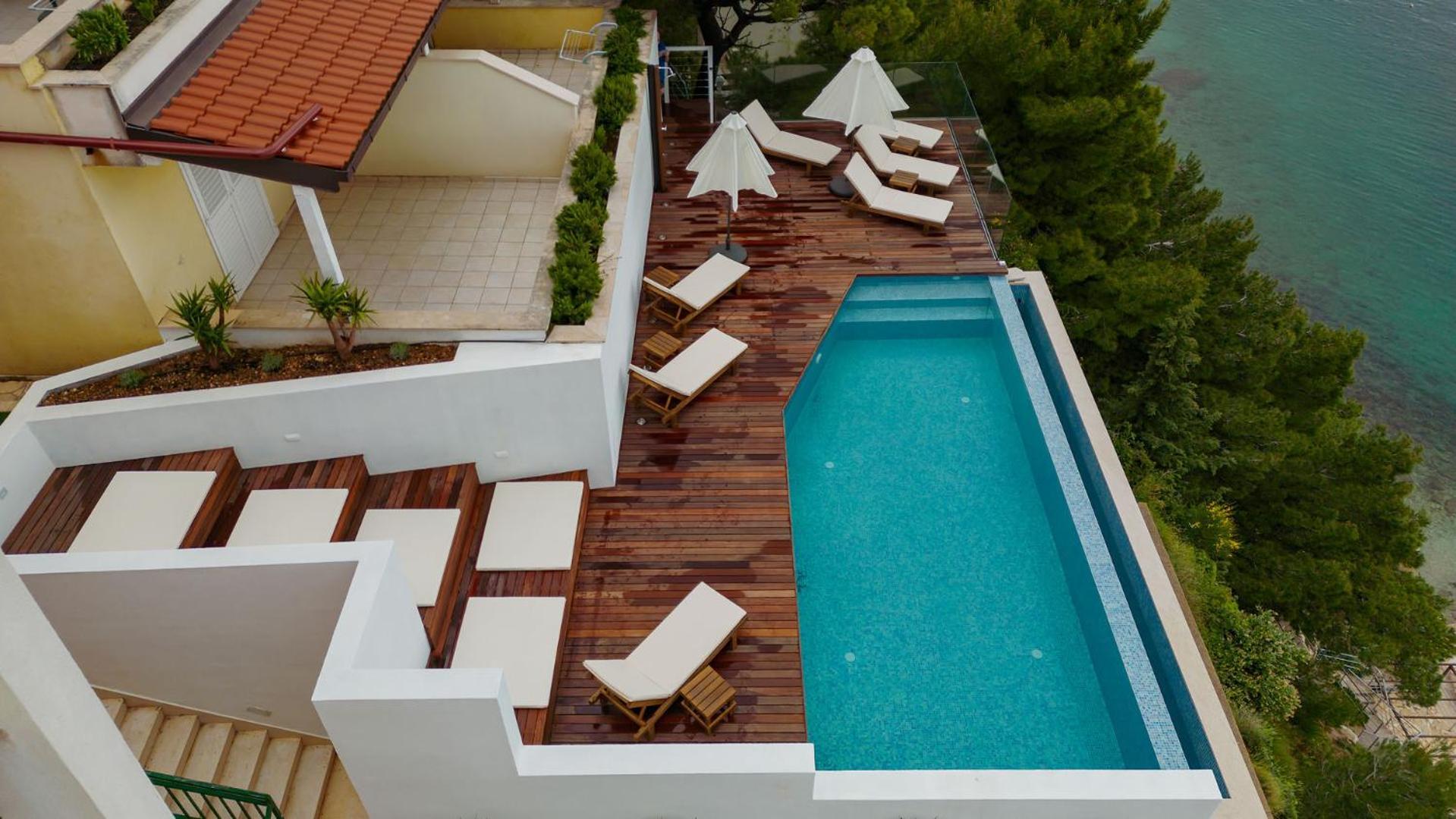 Luxury Apartments Villa Ruzmarina With New Heated Infinity Pool And Lounge Area Marusici  Extérieur photo